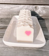 Load image into Gallery viewer, Gardenia